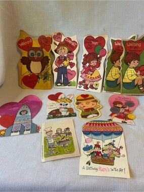 Vintage Assorted Kids Valentines Card Pack - Multicolor